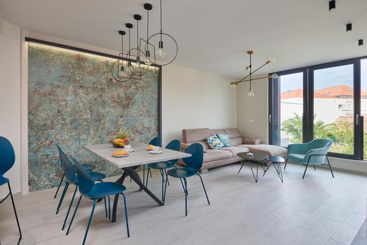קאבטאט Tiffany Apartments מראה חיצוני תמונה