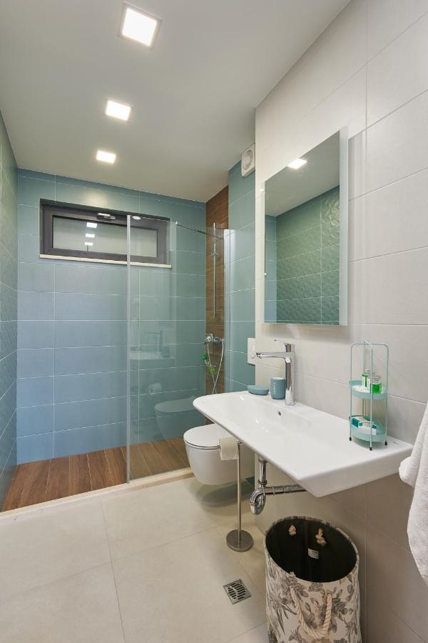 קאבטאט Tiffany Apartments מראה חיצוני תמונה